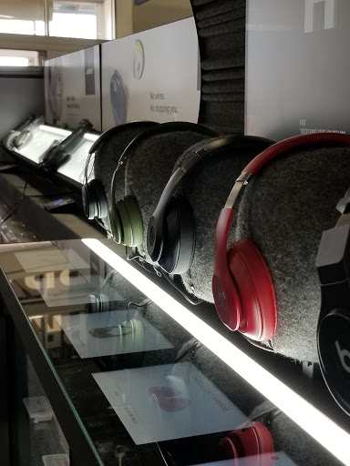 Electronics Store «Best Buy», reviews and photos, 2288 E Williams Field Rd, Gilbert, AZ 85295, USA