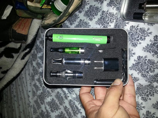 Tobacco Shop «Fontana Smoke Shop», reviews and photos, 9810 Sierra Ave A2, Fontana, CA 92335, USA