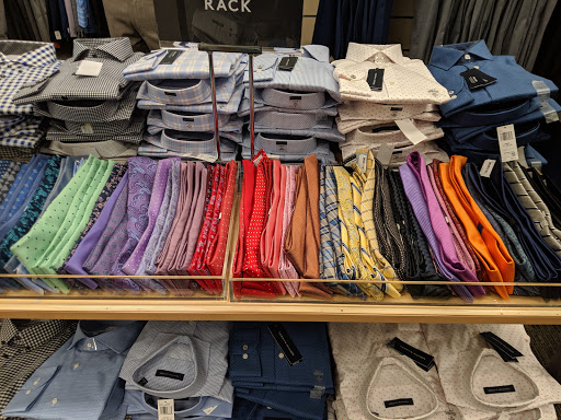 Department Store «Nordstrom Rack The Shops at State and Washington», reviews and photos, 24 N State St, Chicago, IL 60602, USA