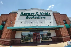 Barnes & Noble image