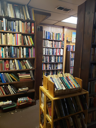 Used Book Store «Attic Books», reviews and photos, 100 Washington Blvd, Laurel, MD 20707, USA
