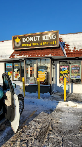 Donut Shop «Donut King», reviews and photos, 411 Middle St, Weymouth, MA 02189, USA
