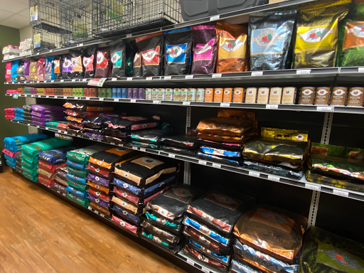 Pet Supply Store «EarthWise Pet Supply», reviews and photos, 11328 Montgomery Rd, Cincinnati, OH 45249, USA