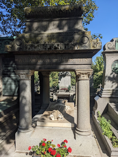 Tombe d'Alexandre Dumas fils à Paris