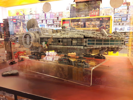 Shopping Mall «Tysons Corner Center», reviews and photos, 1961 Chain Bridge Rd, Tysons, VA 22102, USA