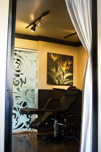 Tattoo Shop «Living Art Gallery Tattoo Lounge», reviews and photos, 3107 S El Camino Real, San Clemente, CA 92672, USA