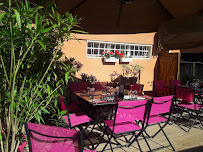 Atmosphère du Restaurant Chez Caro à Meyzieu - n°12