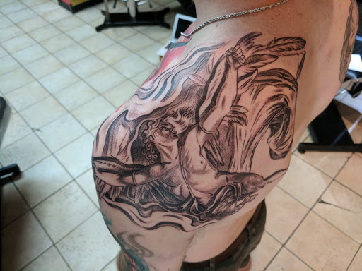 Tattoo Shop «Twisted Tattoo & Body Piercing», reviews and photos, 4168 N Elston Ave, Chicago, IL 60618, USA