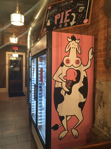 Ice Cream Shop «The Comfy Cow New Albany», reviews and photos, 109 E Market St, New Albany, IN 47150, USA