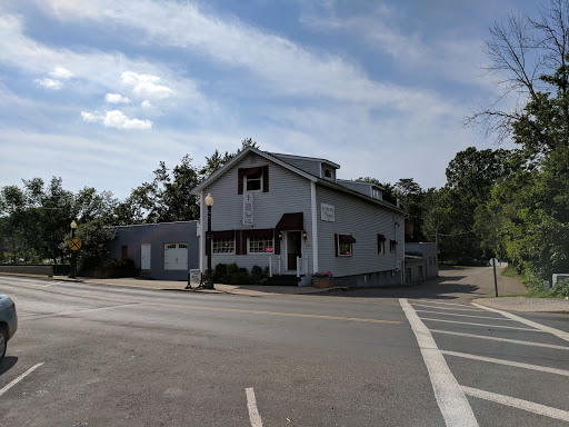 Florist «Coach House Floral, Inc.», reviews and photos, 146 Market St W, Canal Fulton, OH 44614, USA