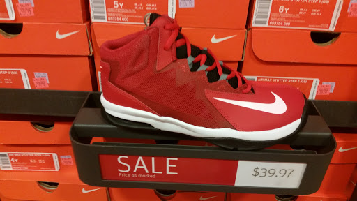 Sporting Goods Store «Nike Factory Store», reviews and photos, 4642 Factory Stores Blvd FF100, Myrtle Beach, SC 29579, USA