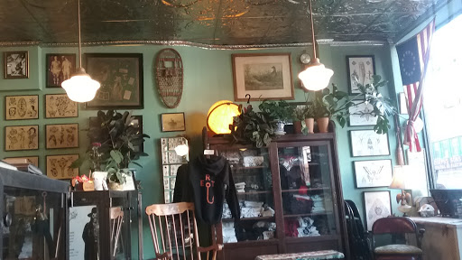 Tattoo Shop «East River Tattoo», reviews and photos, 1047 Manhattan Ave, Brooklyn, NY 11222, USA