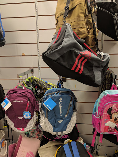 Clothing Store «Ross Dress for Less», reviews and photos, 8464 W Hillsborough Ave, Tampa, FL 33615, USA