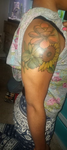 Tattoo Shop «Charlotte Tattoo Company», reviews and photos, 1514 Central Ave, Charlotte, NC 28205, USA