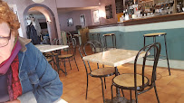 Atmosphère du Café Café du Centre à Alban - n°2