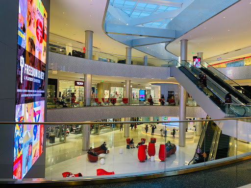 Shopping Mall «Beverly Center», reviews and photos, 8500 Beverly Blvd, Los Angeles, CA 90048, USA