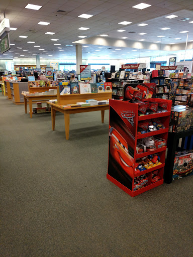Book Store «Barnes & Noble», reviews and photos, 801 Lehigh Lifestyle Center, Whitehall, PA 18052, USA