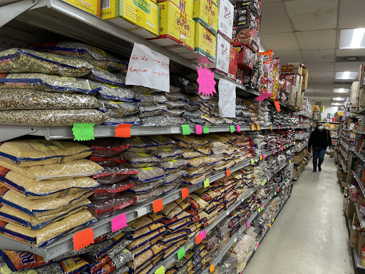 Grocery Store «Mt Everest Grocery LLC», reviews and photos, 6835 Loch Raven Blvd, Baltimore, MD 21286, USA