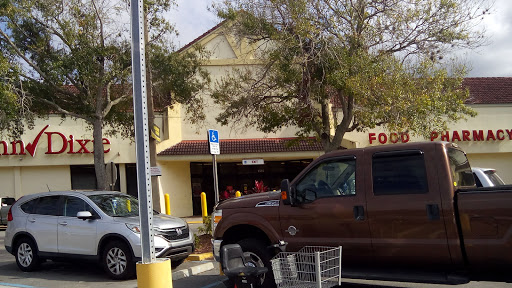 Grocery Store «Winn-Dixie», reviews and photos, 1535 N Singleton Ave, Titusville, FL 32796, USA