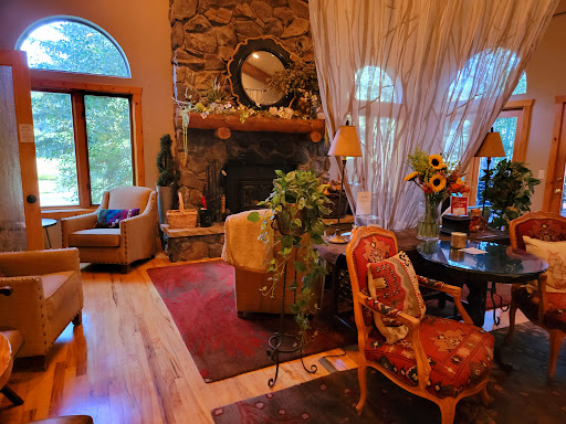 Day Spa «TallGrass Aveda Spa & Salon», reviews and photos, 997 Upper Bear Creek Rd, Evergreen, CO 80439, USA