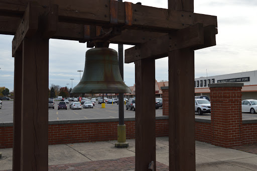 Shoe Store «Reyers Shoe Store», reviews and photos, 40 S Water Ave, Sharon, PA 16146, USA