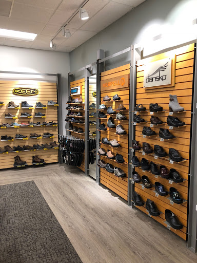 Shoe Store «Coastal Shoes», reviews and photos, 1317 NW U.S. 101, Lincoln City, OR 97367, USA