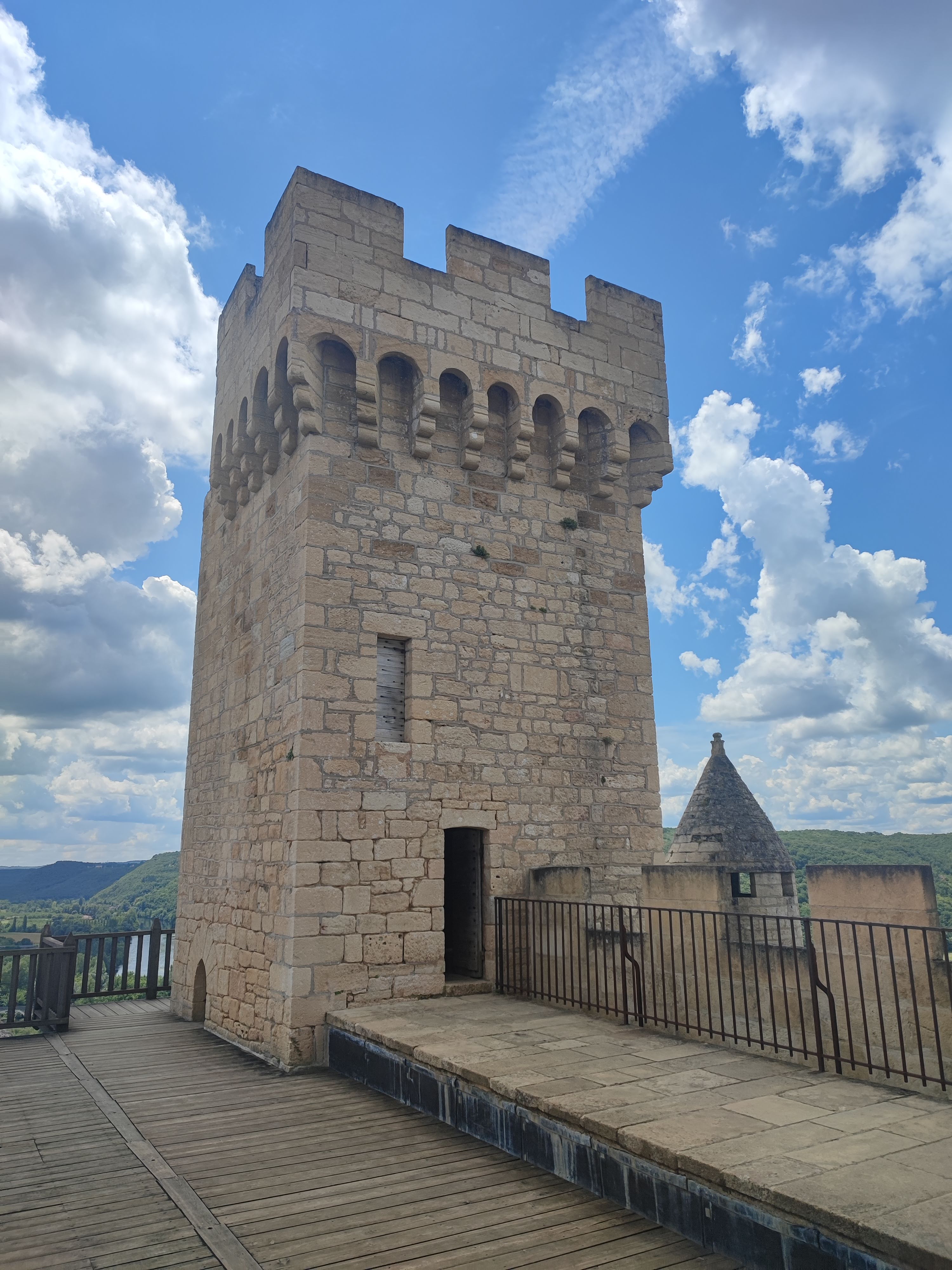 Photo n° 12 de l'avis de cedric.e fait le 12/06/2023 à 20:14