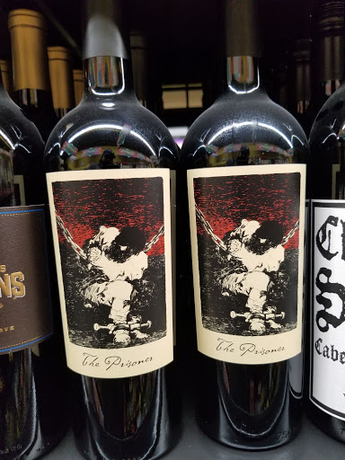 Liquor Store «Gold Crown Liquors Store», reviews and photos, 3425 N Clark St, Chicago, IL 60657, USA