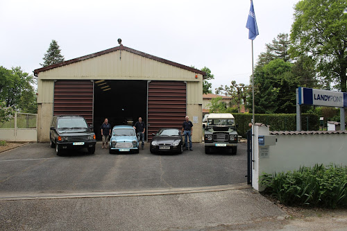 Magasin de pièces de rechange automobiles SAS Landypoint France Garat