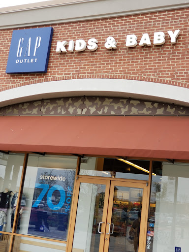 Clothing Store «Gap Factory Store», reviews and photos, 820 W Stacy Rd, Allen, TX 75013, USA