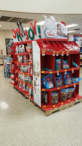 Pet Supply Store «PetSmart», reviews and photos, 950 Hanes Mall Blvd, Winston-Salem, NC 27103, USA
