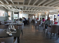 Atmosphère du Restaurant de fruits de mer Restaurant Les Viviers Gujan Mestras - n°2