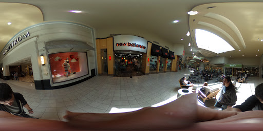 Shoe Store «New Balance Alderwood», reviews and photos, 3000 184th St SW #200, Lynnwood, WA 98037, USA