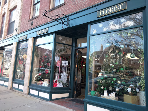 Country Garden Florist, 106 High St, Clinton, MA 01510, USA, 