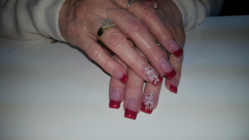 Nail Salon «Golden Nails & Spa», reviews and photos, 1815 E Southern Ave, Tempe, AZ 85282, USA