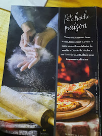 Pizza du Pizzeria Napolitano à Saint-Ouen-sur-Seine - n°3