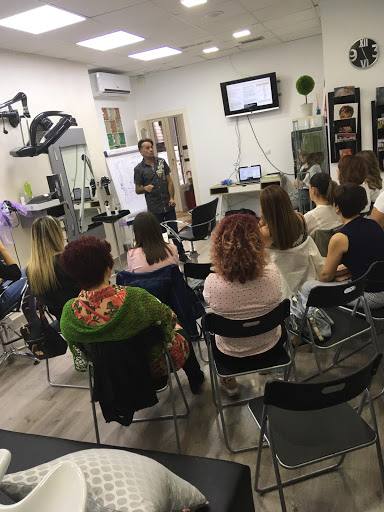 ANBEL PeluqueroS en Alcobendas, Madrid