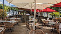 Atmosphère du Restaurant Le Green Café - Aix-les-Bains - n°8