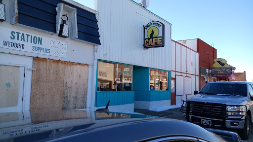 Wolf Point Café