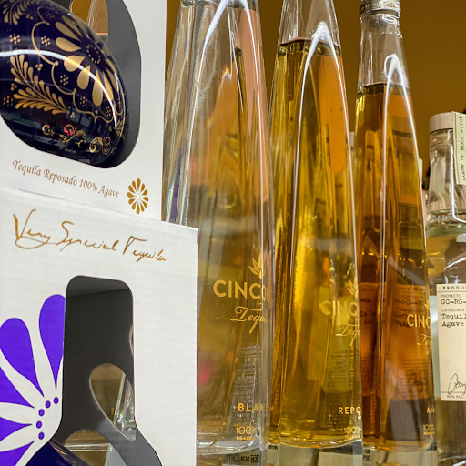 Liquor Store «Pepper Liquor Store», reviews and photos, 5440 Reisterstown Rd, Baltimore, MD 21215, USA