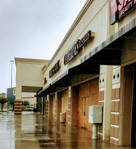 Shopping Mall «Cypresswood Court Shopping Center», reviews and photos, 103 Cypresswood Dr, Spring, TX 77388, USA
