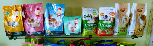 Metro Pet Mall - Pet Food Shop | Best Store | Janakpuri
