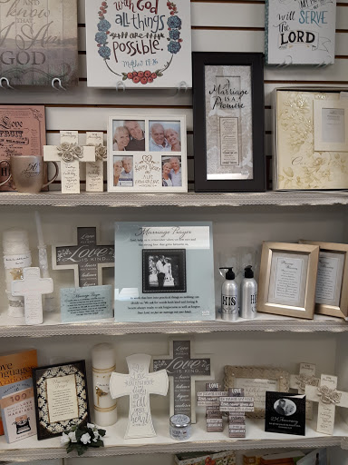 Book Store «Serendipity Bible House», reviews and photos, 760 Madison St, Fairfield, CA 94533, USA