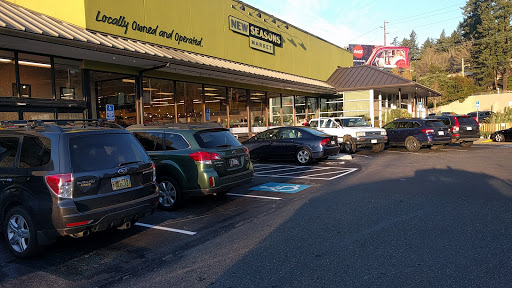 Grocery Store «New Seasons Market Raleigh Hills», reviews and photos, 7300 SW Beaverton Hillsdale Hwy, Portland, OR 97225, USA