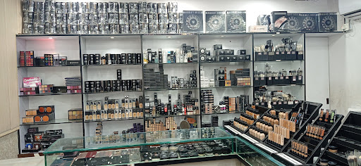 Evernorth shops Lucknow - Cosmetics store ※2023 TOP 10※ near me