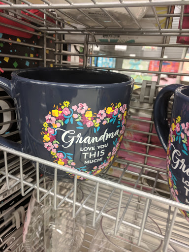 Supermarket «Giant Eagle Supermarket», reviews and photos, 14100 Detroit Ave, Lakewood, OH 44107, USA