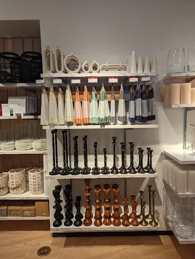 Furniture Store «Crate and Barrel», reviews and photos, 301 Santana Row, San Jose, CA 95128, USA