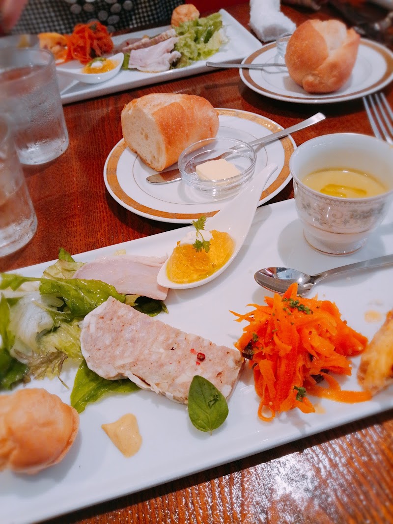 Coucou 大阪府高槻市北園町 フランス料理店 レストラン グルコミ