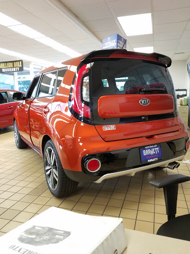 Kia Dealer «Barnett Kia», reviews and photos, 3610 Hwy 61 N, White Bear Lake, MN 55110, USA