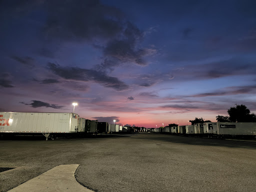 Mailing Service «FedEx Freight», reviews and photos, 1850 E Landstreet Rd, Orlando, FL 32824, USA